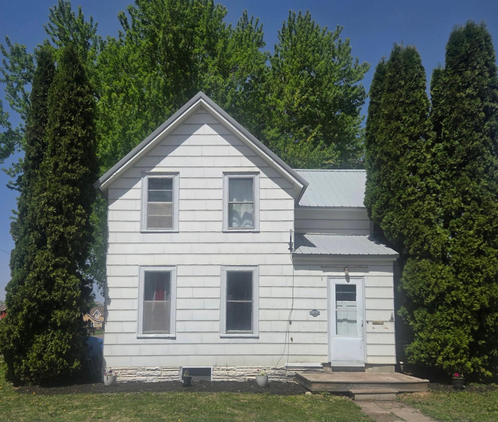 391 West Franklin Street Wells, MN 56097 - Photo 1 of 15