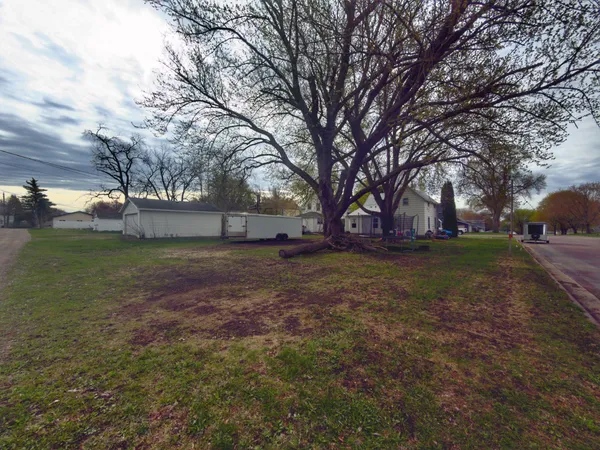 $120,000 | 391 West Franklin Street, Wells, MN 56097