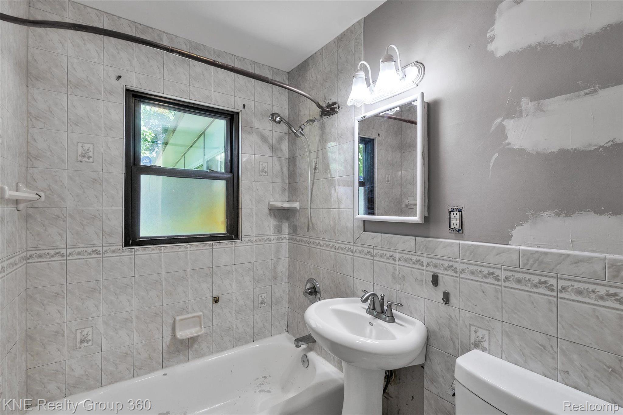 4236 North Belsay Road Flint, MI 48506 - Photo 35 of 41 Gallery Image 35