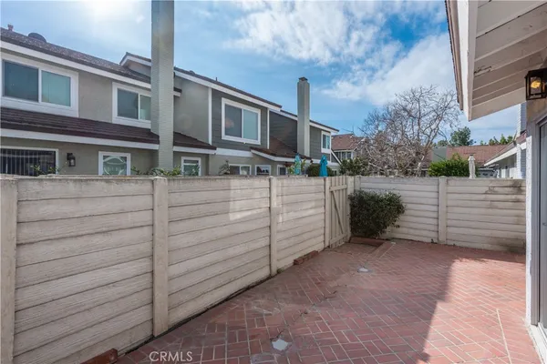 $4,300 | 49 Summerstone, Irvine, CA 92614