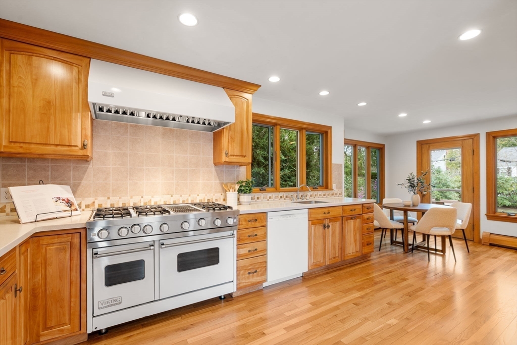 9 Tower Road Lexington, MA 02421 - Photo 7 of 25