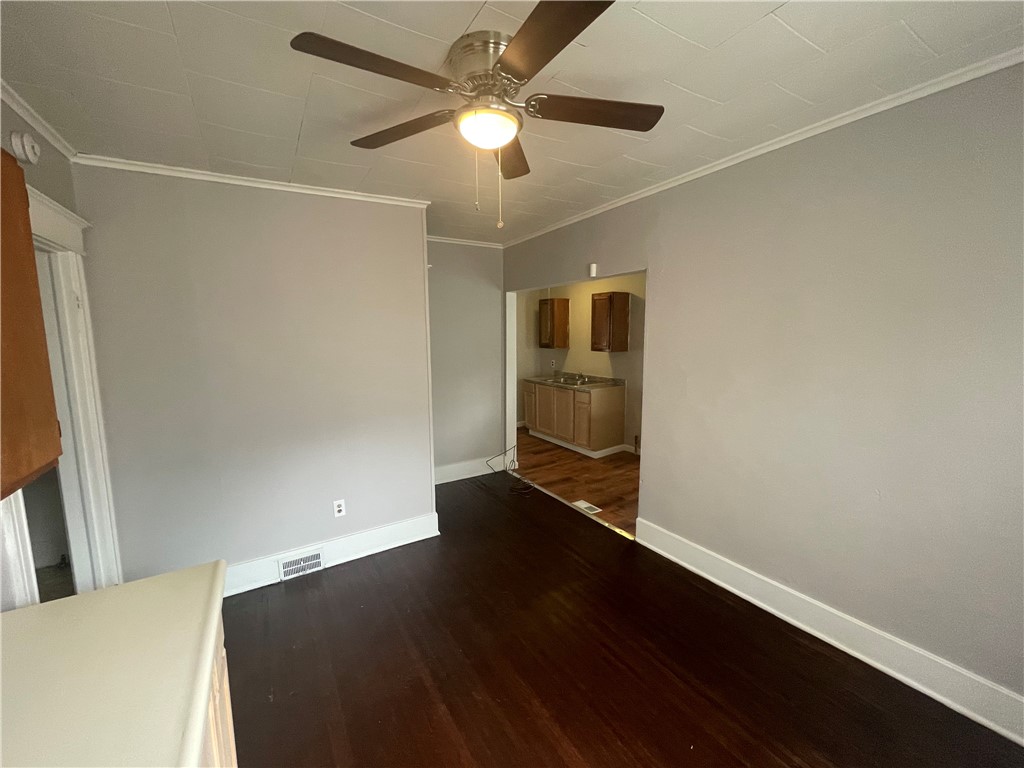 66 Hobart Street Rochester, NY 14611 - Photo 15 of 27