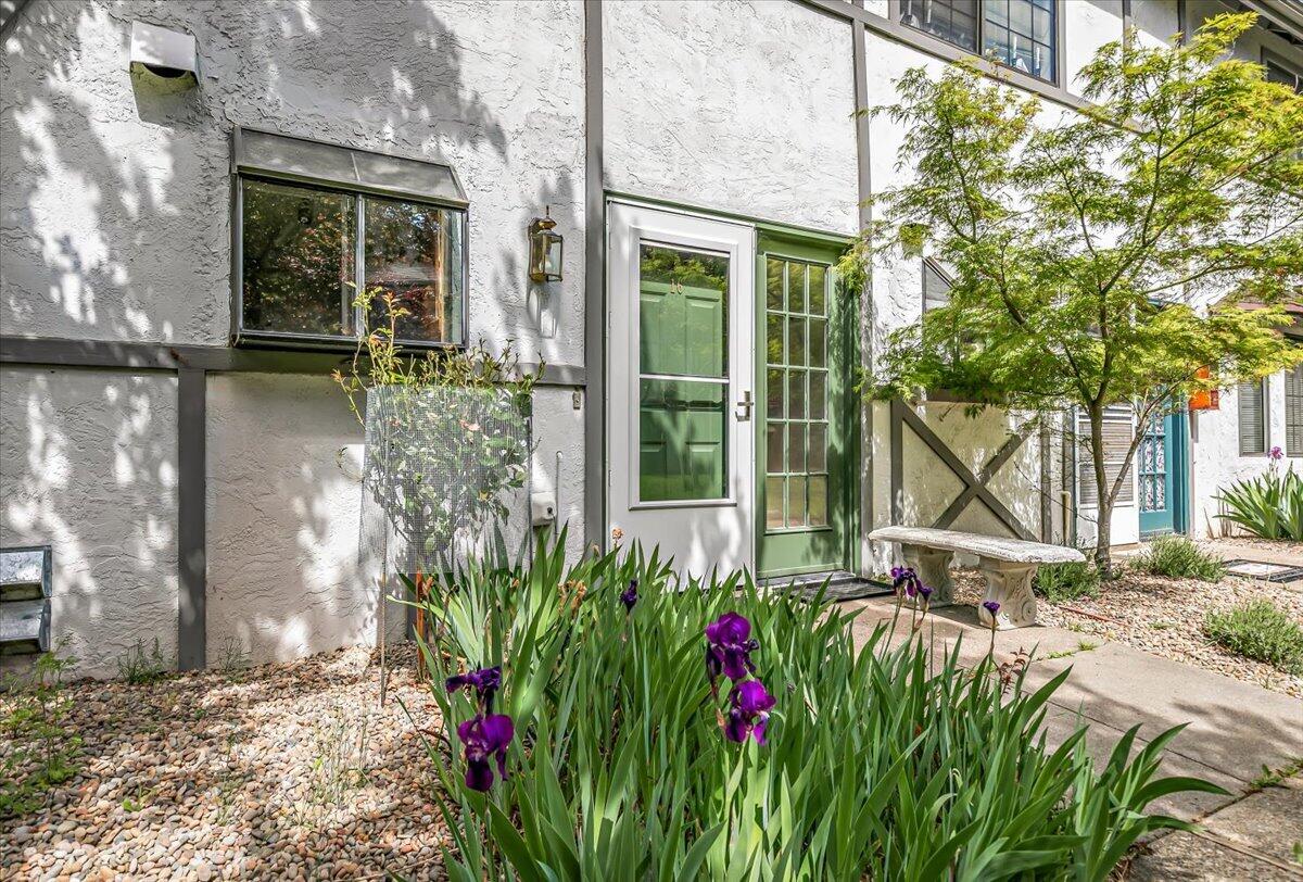 495 Chestnut Street, Unit 16 Ashland, OR 97520 - Photo 27 of 28 09-9
