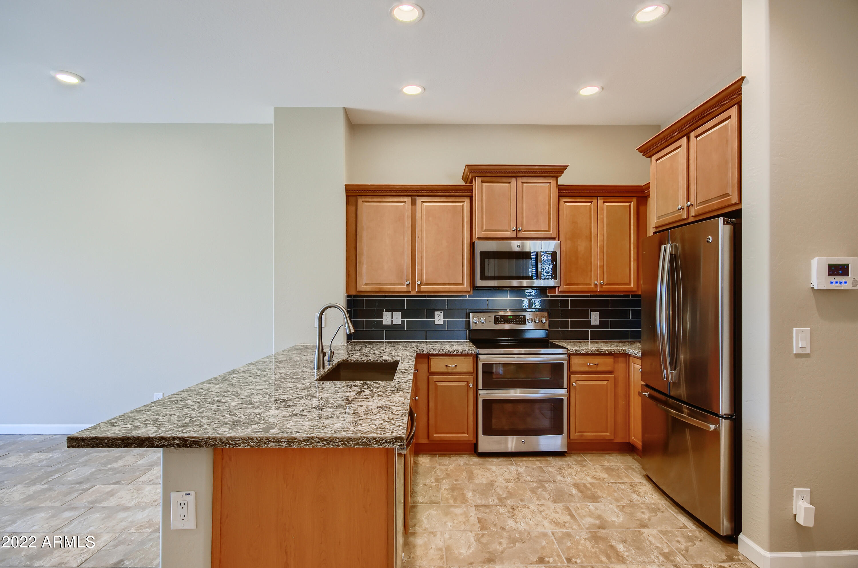 4777 South Fulton Ranch Boulevard, Unit 1027 Chandler, AZ 85248 - Photo 11 of 36 Kitchen
