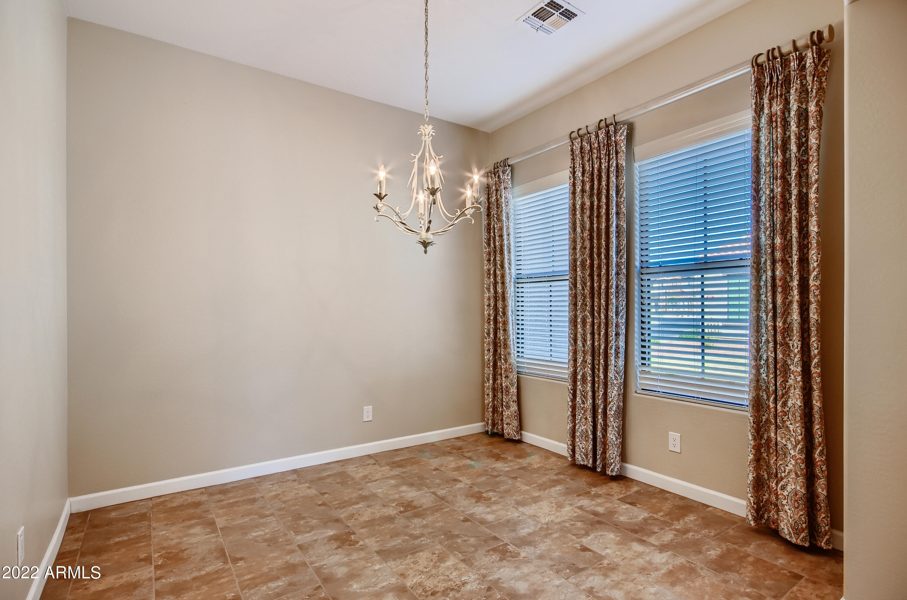 4777 South Fulton Ranch Boulevard, Unit 1027 Chandler, AZ 85248 - Photo 12 of 36 Dining Room