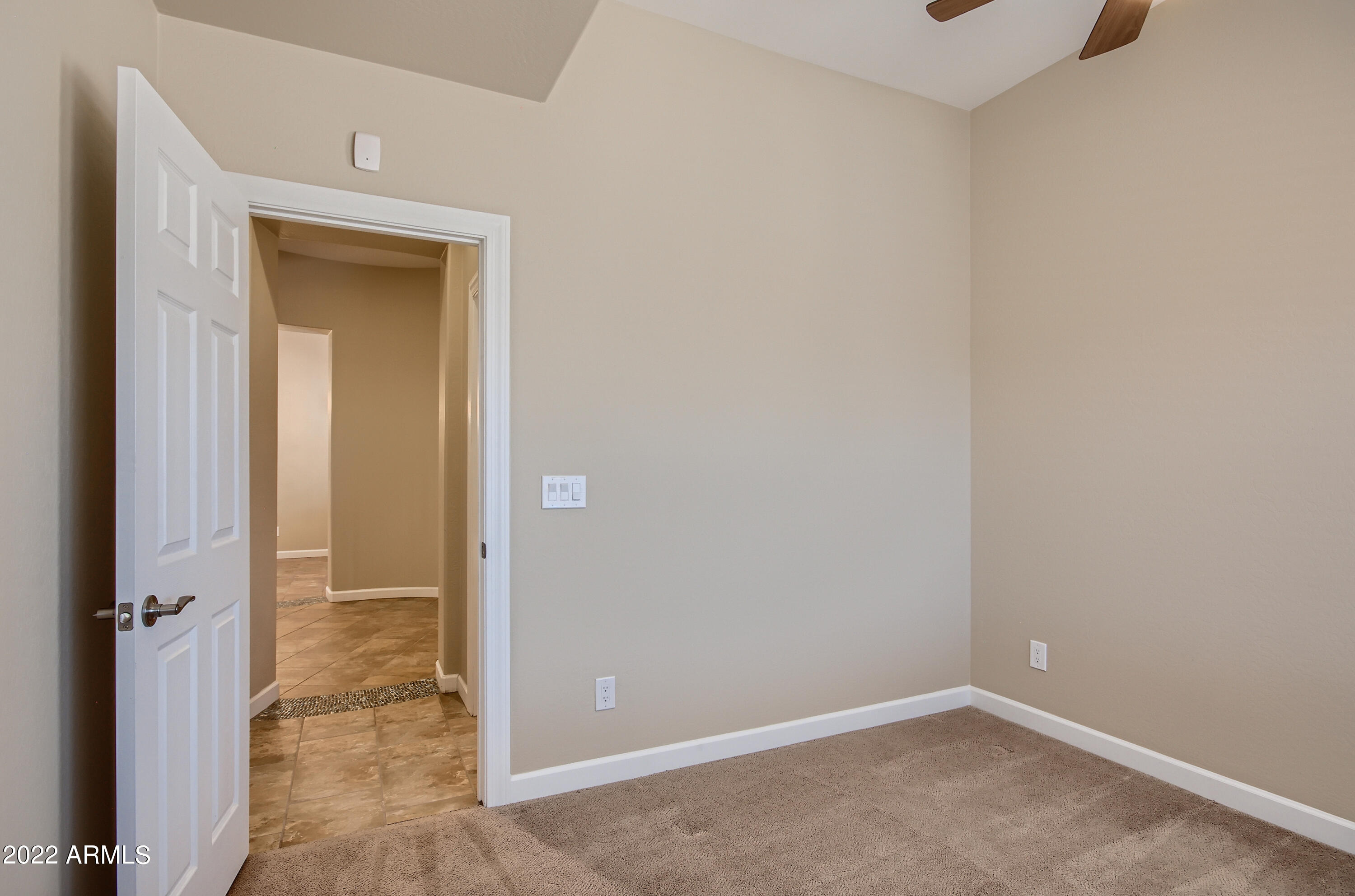 4777 South Fulton Ranch Boulevard, Unit 1027 Chandler, AZ 85248 - Photo 14 of 36 Love the volume ceiling!