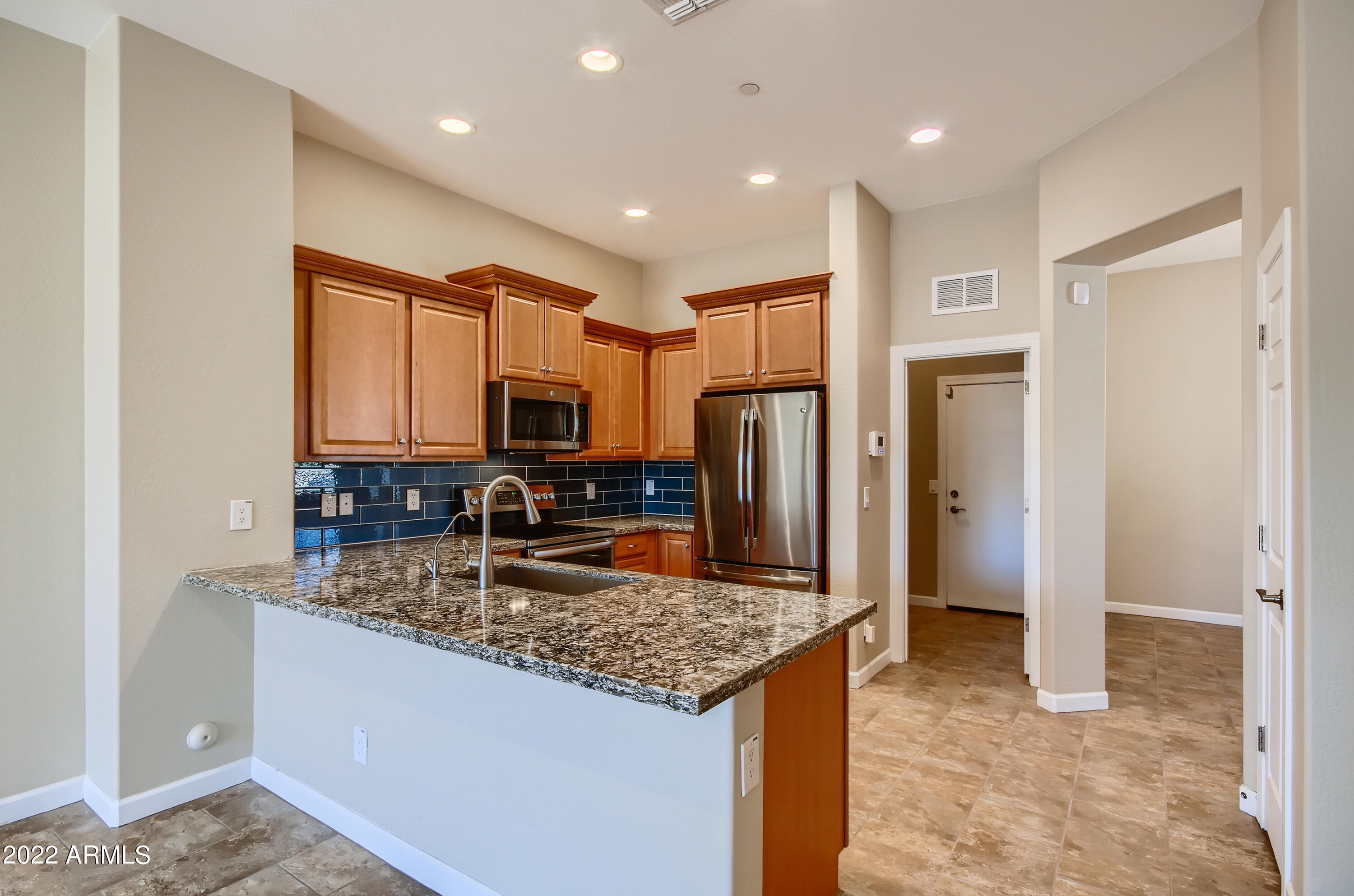 4777 South Fulton Ranch Boulevard, Unit 1027 Chandler, AZ 85248 - Photo 7 of 36 Kitchen