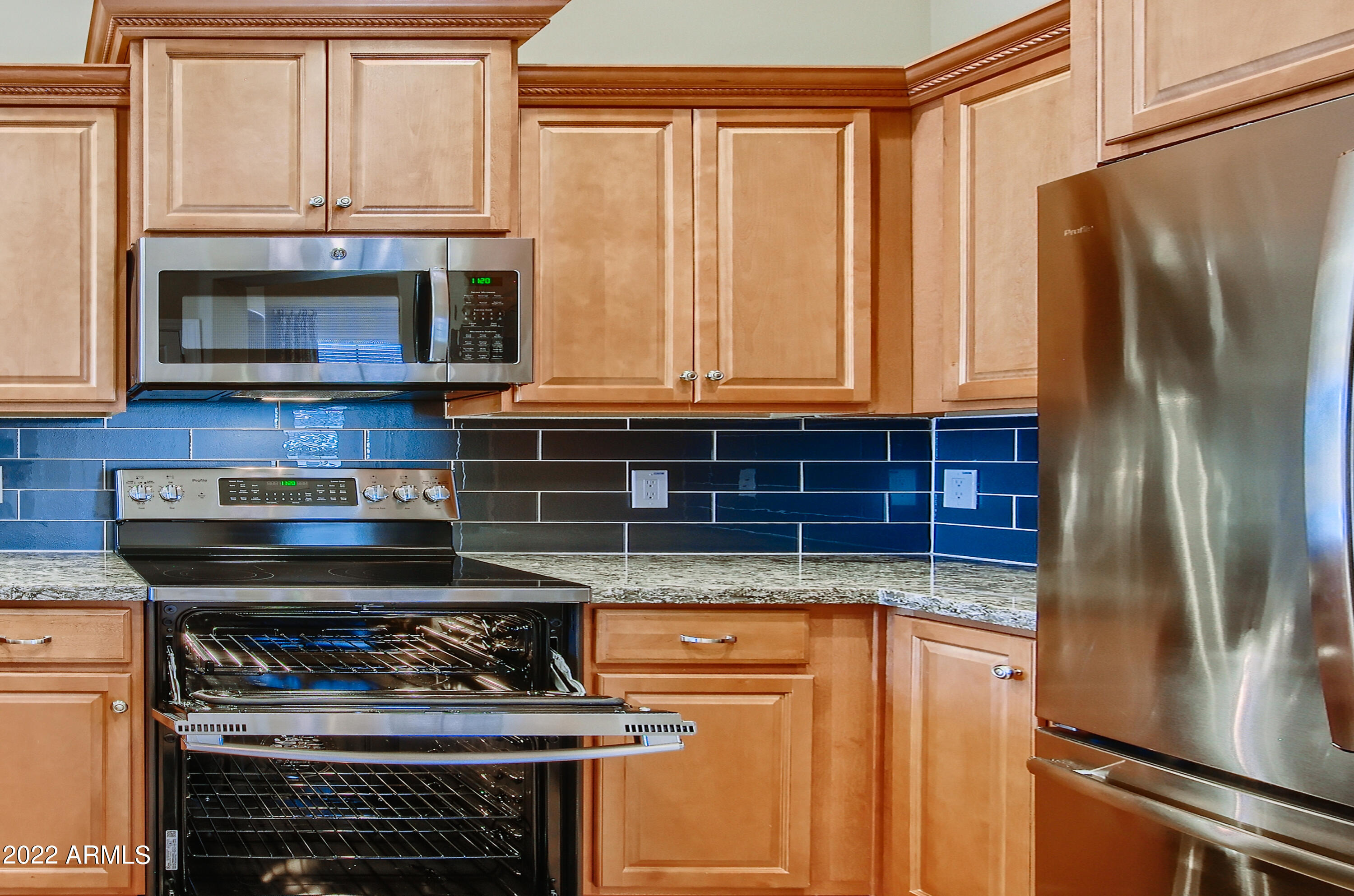 4777 South Fulton Ranch Boulevard, Unit 1027 Chandler, AZ 85248 - Photo 10 of 36 Abundance of storage