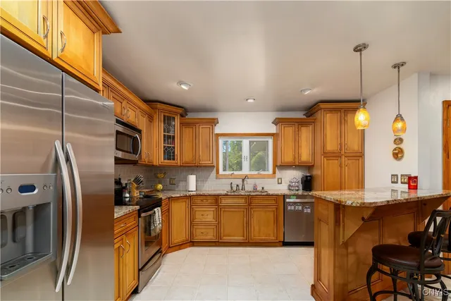 $290,000 | 21 Huyck Avenue, Fairfield, NY 13406