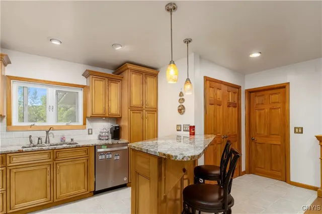 $290,000 | 21 Huyck Avenue, Fairfield, NY 13406