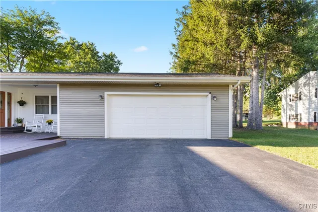 $290,000 | 21 Huyck Avenue, Fairfield, NY 13406