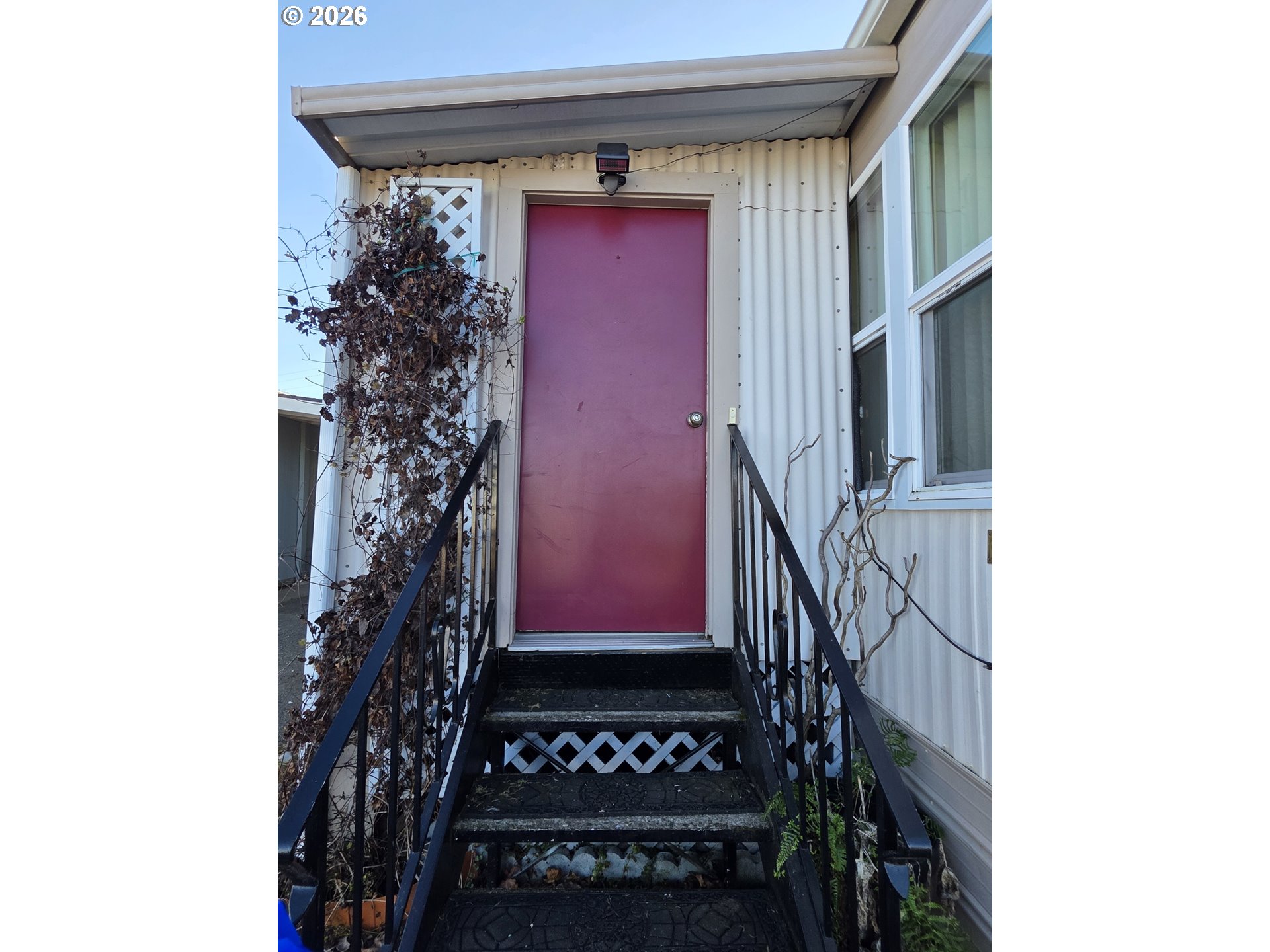 19605 River Road, Unit 122 Gladstone, OR 97027 - Photo 3 of 20