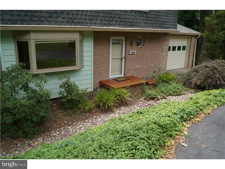 100 Dayleview Road Berwyn, PA 19312 - Photo 2 of 11