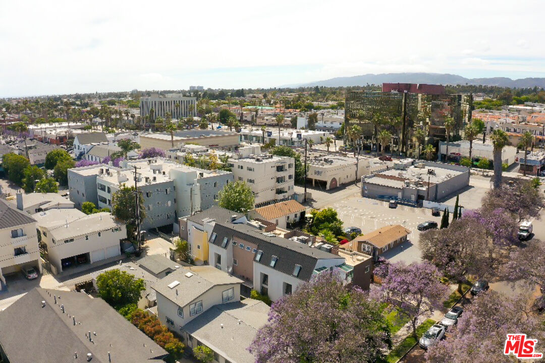 1228 21st Street, Unit D Santa Monica, CA 90404 - Photo 32 of 32 a view of a city
