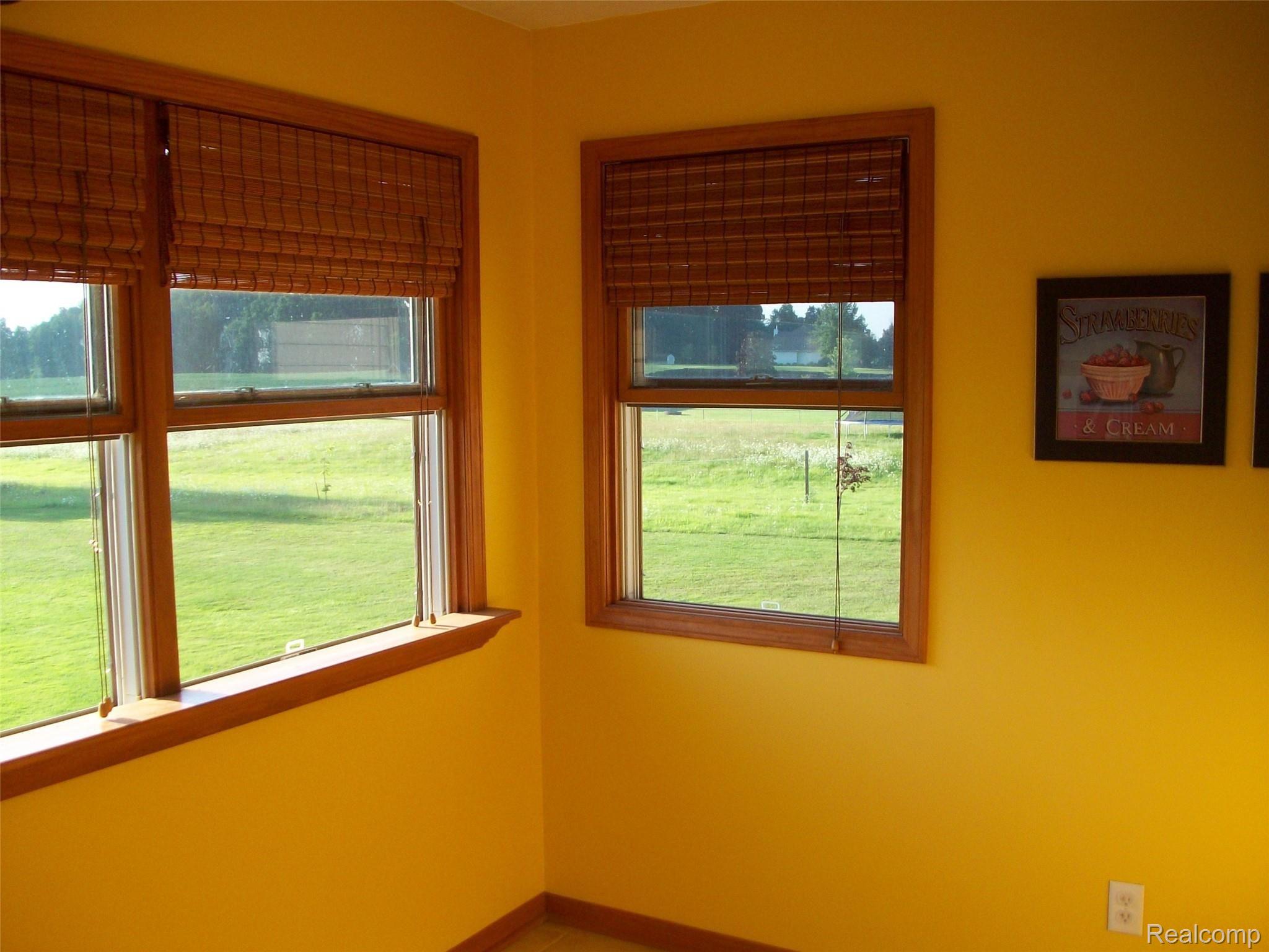 1502 South Cummings Road Davison, MI 48423 - Photo 23 of 49 100_3490.JPG