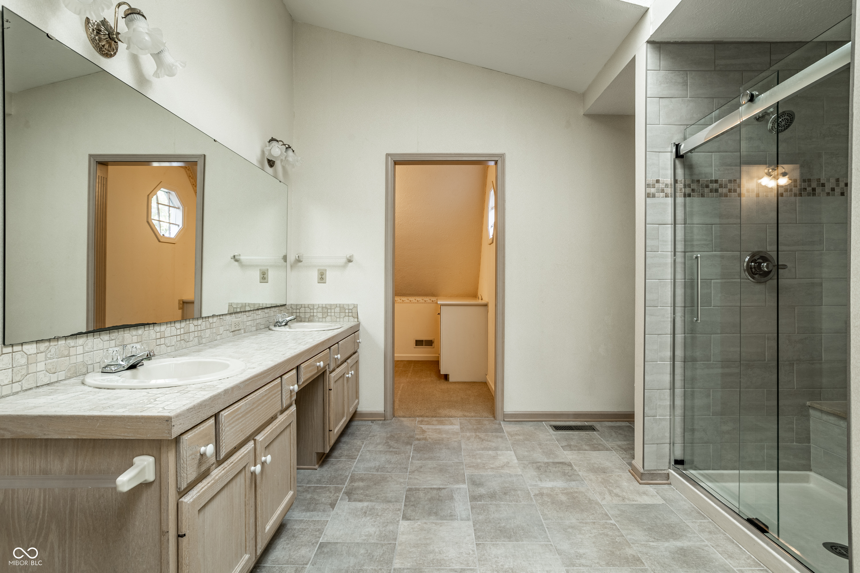 4966 Riley Mews Carmel, IN 46033 - Photo 36 of 59 Gallery Image 36