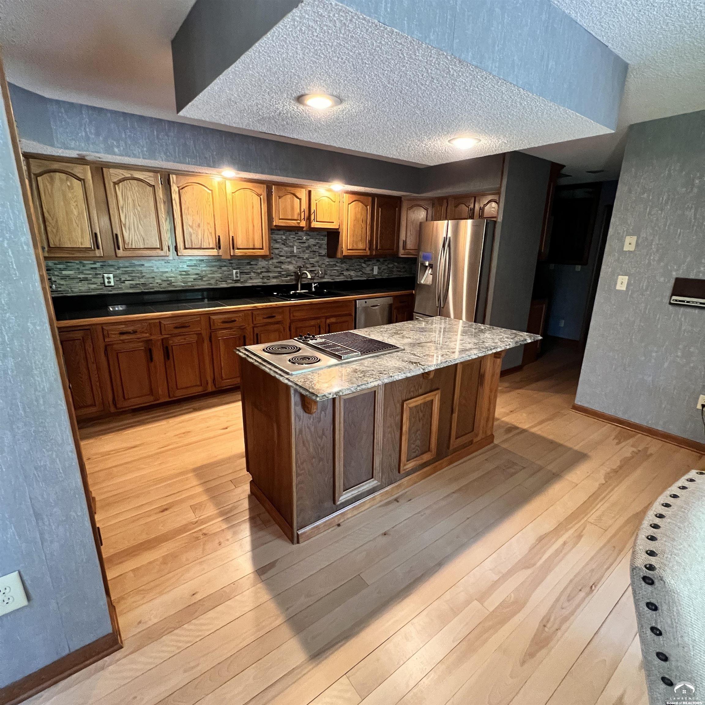3840 Northeast Kimball Road Topeka, KS 66617 - Photo 15 of 38