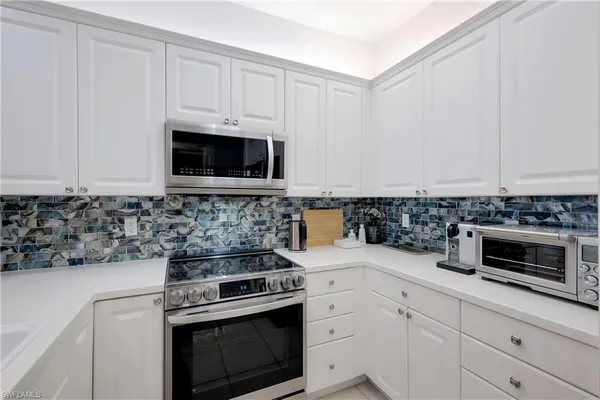 $15,000 | 400 Flagship Drive, Unit 705, Naples, FL 34108