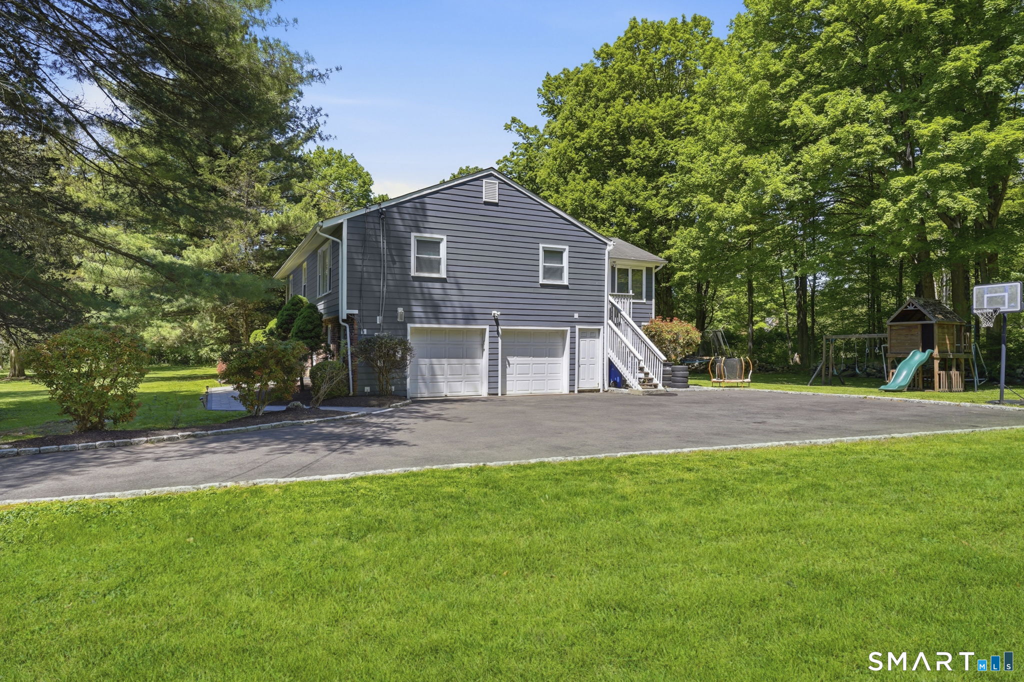 22 Cobblestone Place Wilton, CT 06897 - Photo 37 of 39