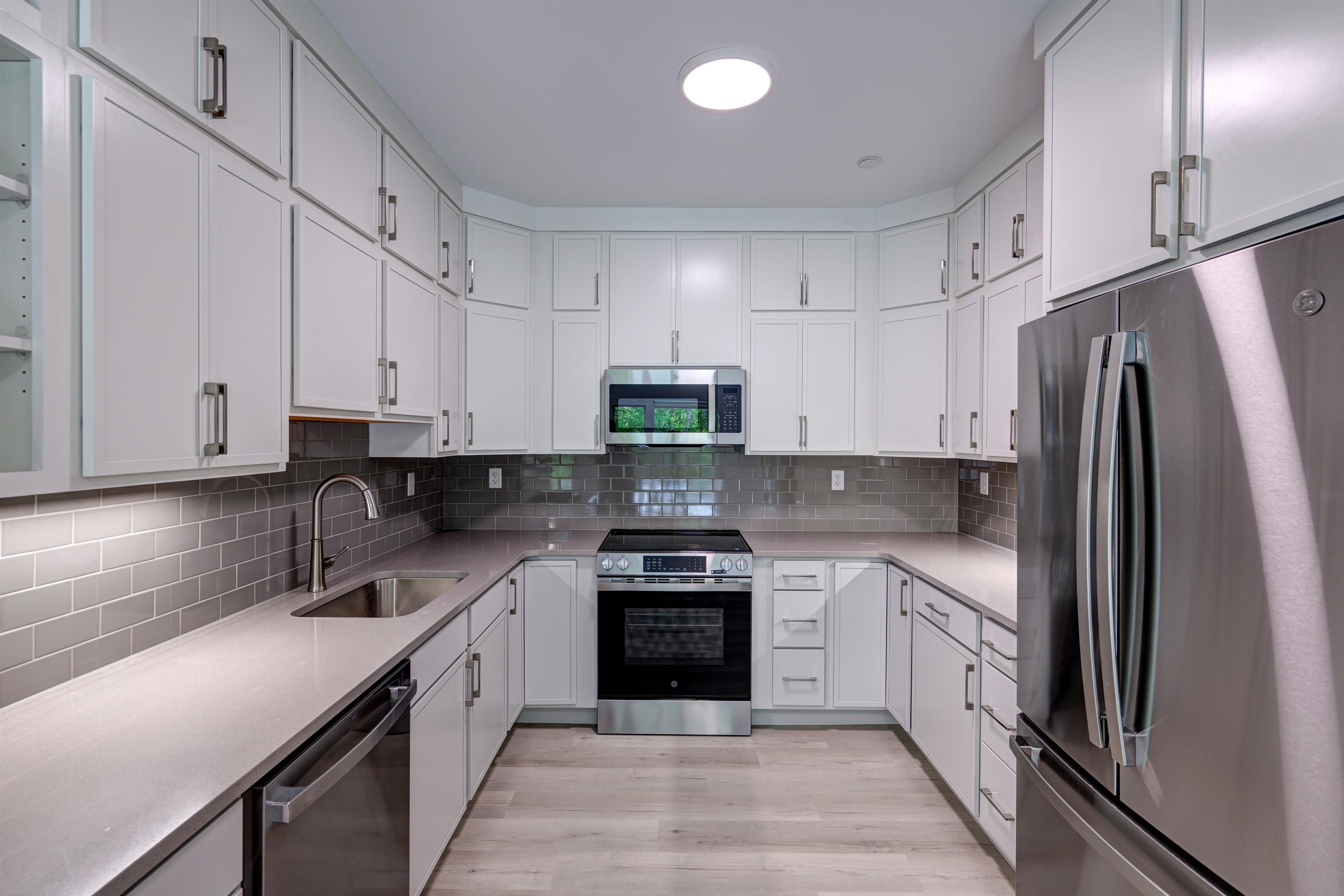 2059 Lafayette Road, Unit 203 Portsmouth, NH 03801 - Photo 10 of 26