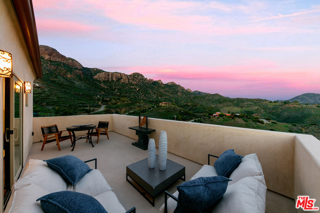 8567-rd Mipolomol Road Malibu, CA 90265 - Photo 23 of 34