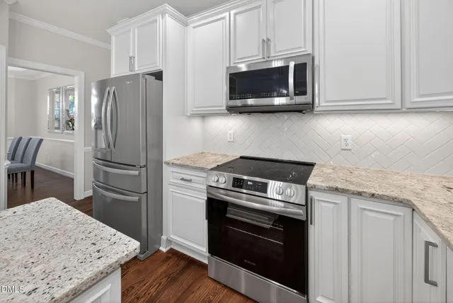 $875,000 | 306 Creek Park Drive, Cary, NC 27513