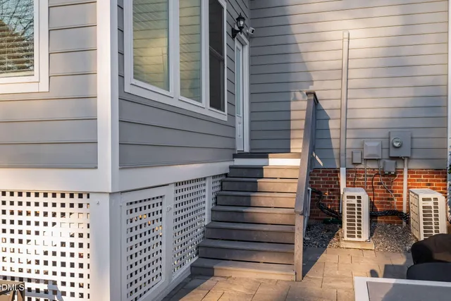 $875,000 | 306 Creek Park Drive, Cary, NC 27513