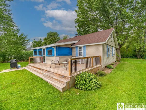 $499,000 | 5892 Whitney Bay Road, Chautauqua, NY 14757