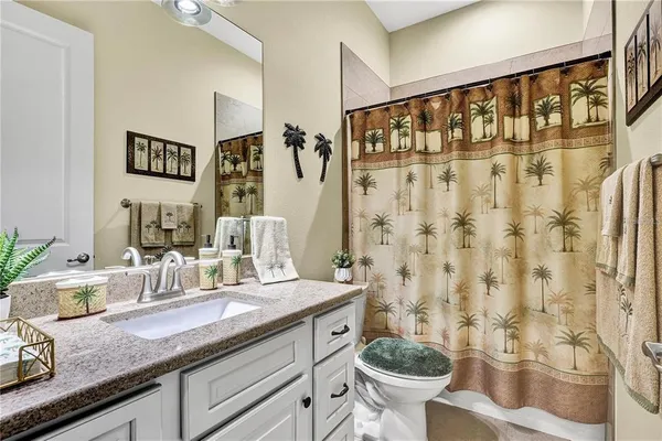 $924,000 | 5497 56th Court East, Bradenton, FL 34203