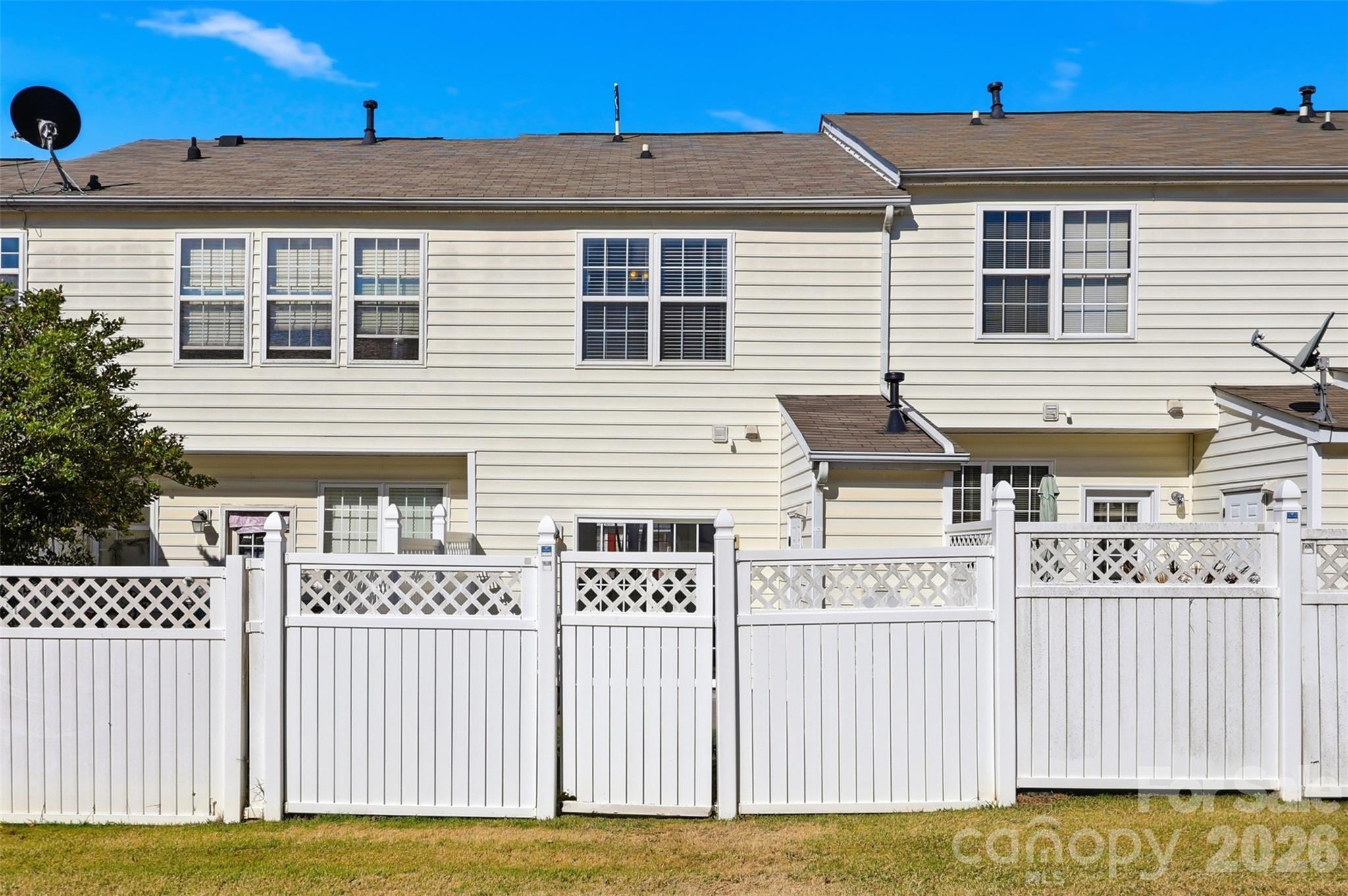 727 Shellstone Place Fort Mill, SC 29708 - Photo 25 of 31 a front view of a house with a fence