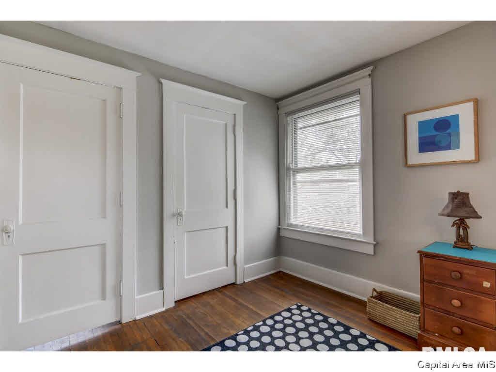 1033 South Walnut Street Springfield, IL 62704 - Photo 18 of 36