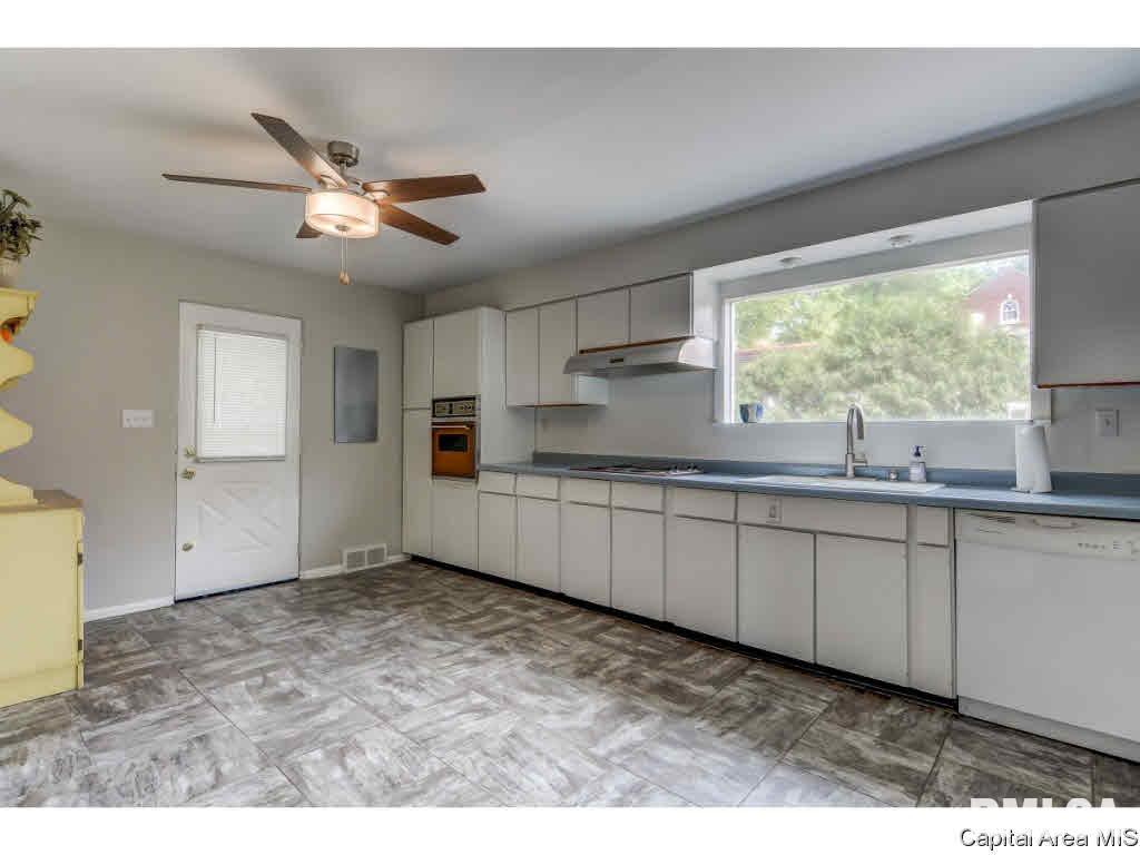 1033 South Walnut Street Springfield, IL 62704 - Photo 29 of 36
