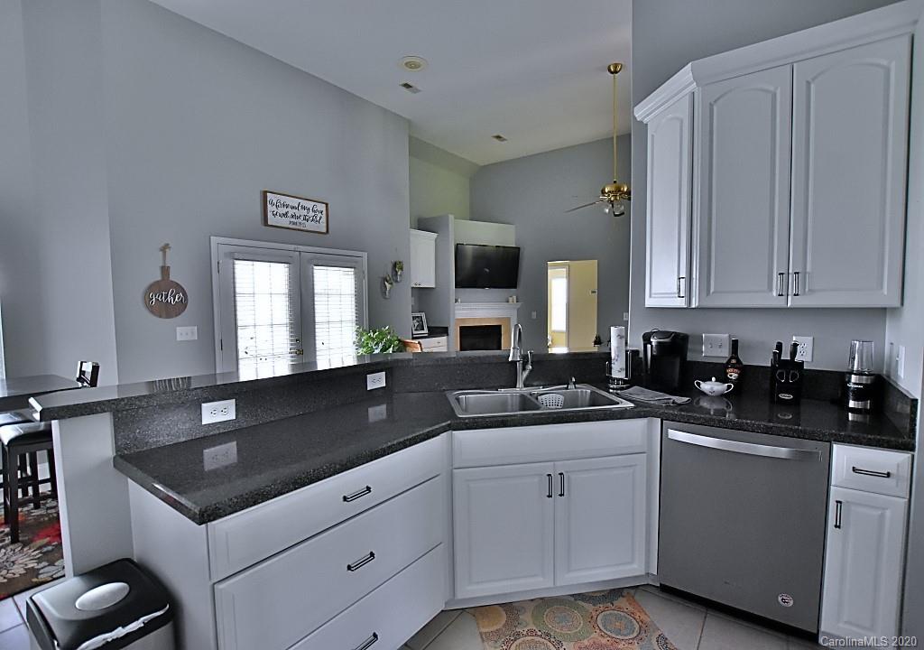 188 Wesley Amaker Road York, SC 29745 - Photo 11 of 32 Gallery Image 11