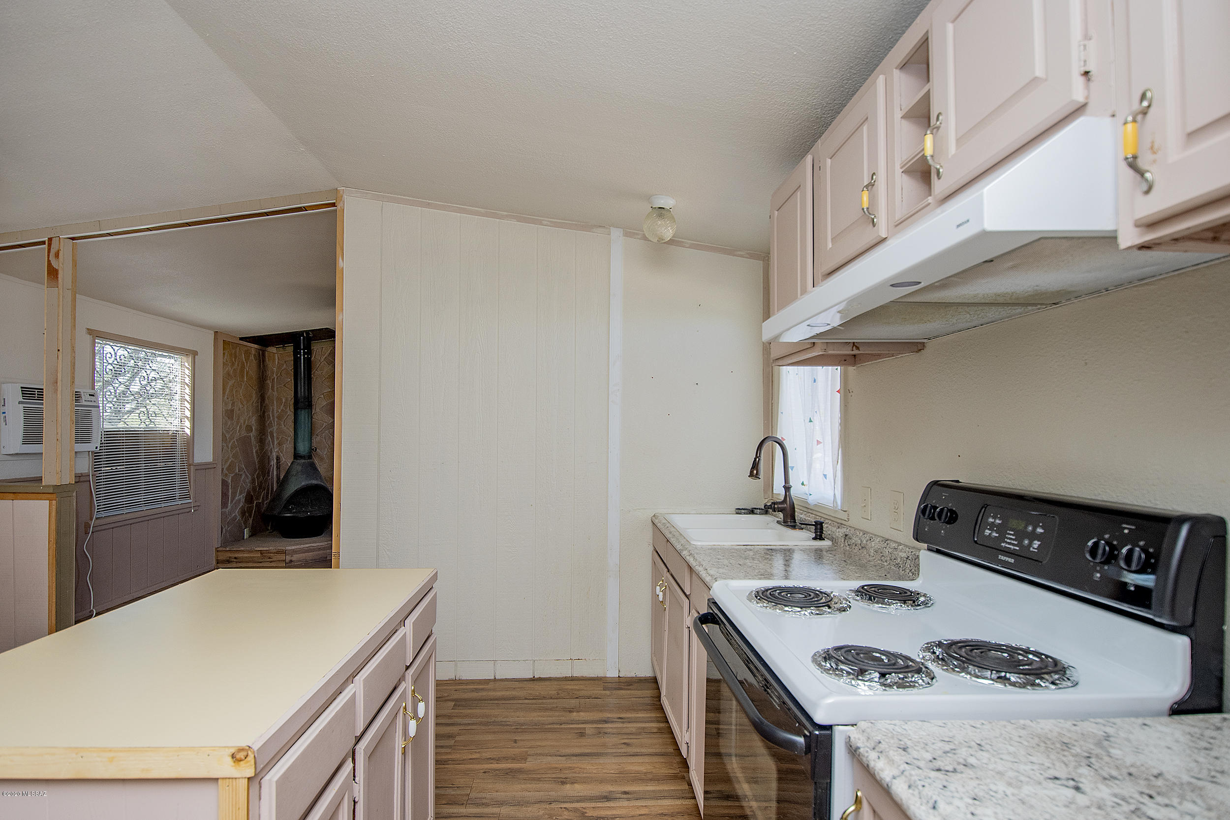 15681 West Chumblers Road Tucson, AZ 85736 - Photo 9 of 32