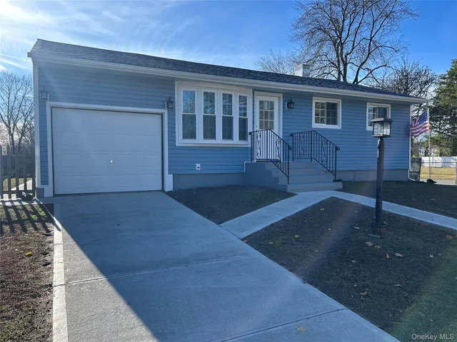front view of house with a yard