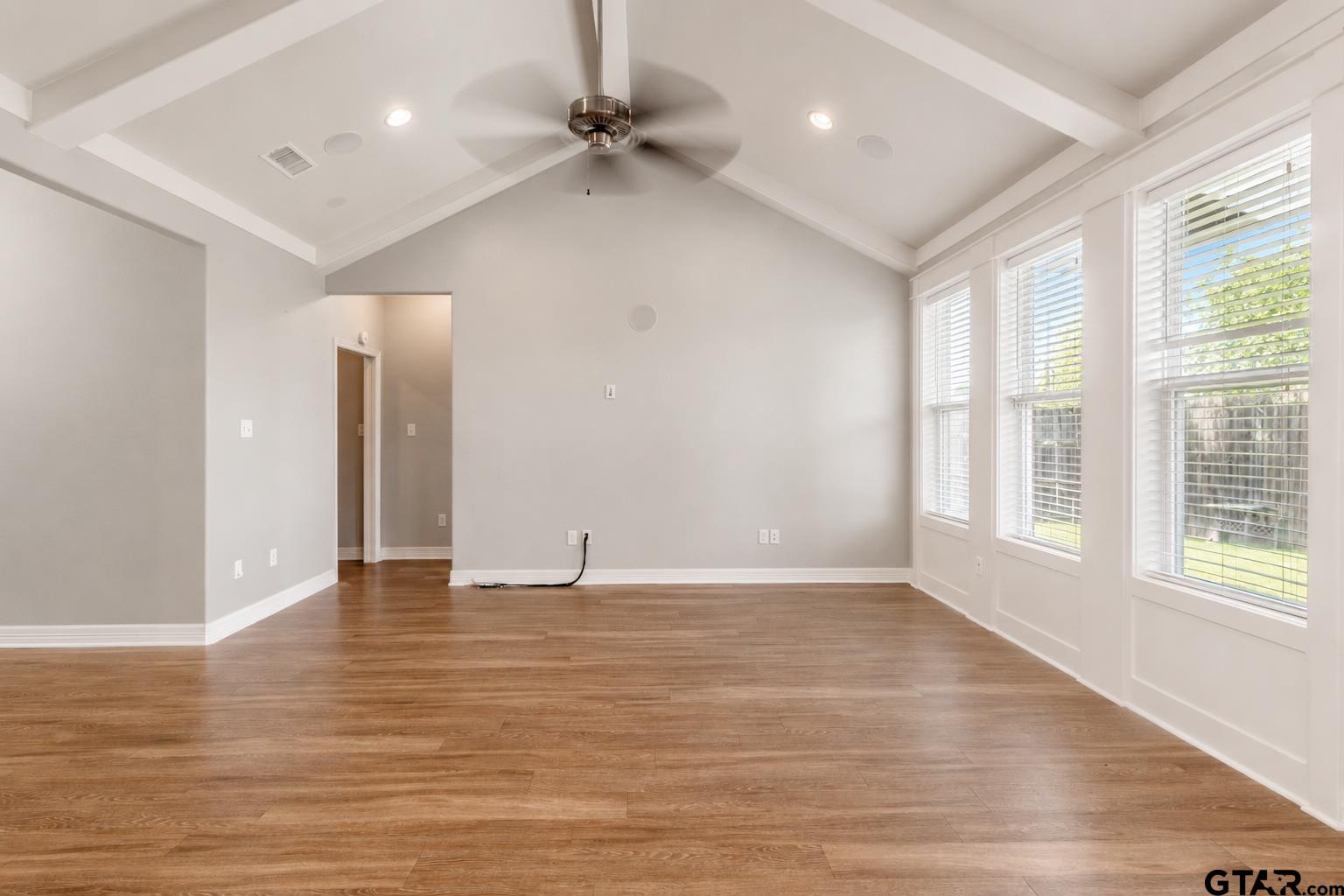 2802 Valley View Street Tyler, TX 75701 - Photo 6 of 29