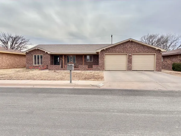 $235,000 | 115 South Terry Drive, Slaton, TX 79364