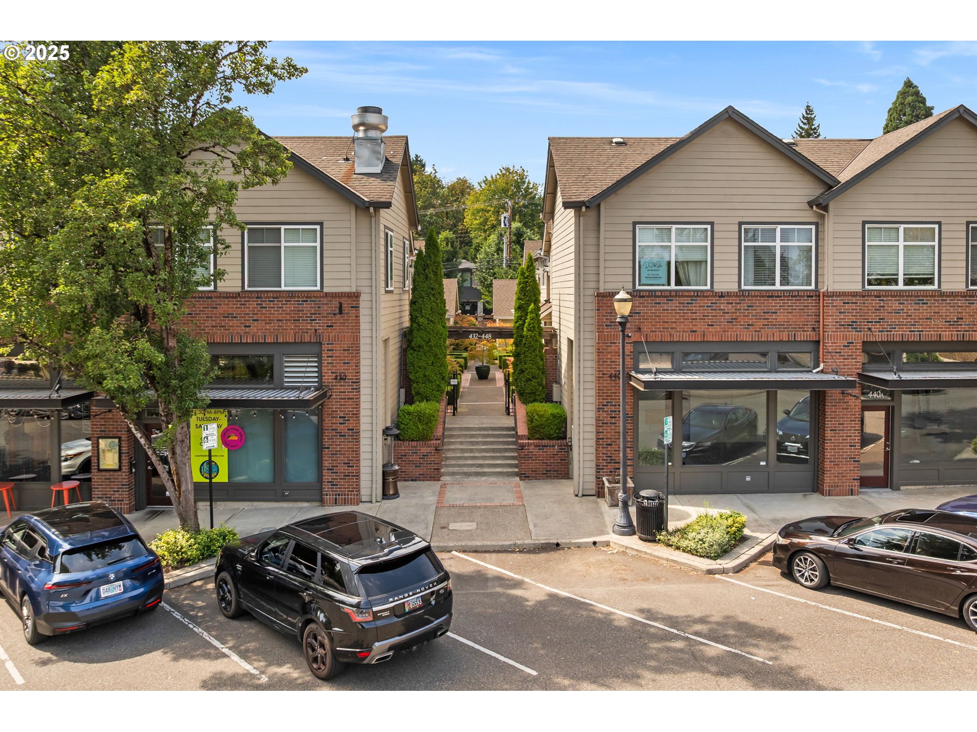 436 5th Street Lake Oswego, OR 97034 - Photo 30 of 35 a car parked in front of a house