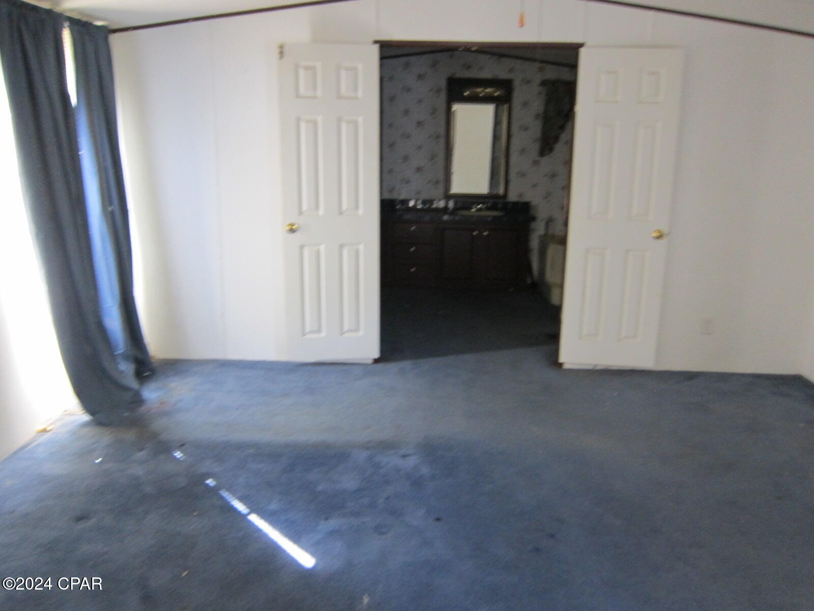 6876 Brushey Pond Road Grand Ridge, FL 32442 - Photo 8 of 18 Gallery Image 8