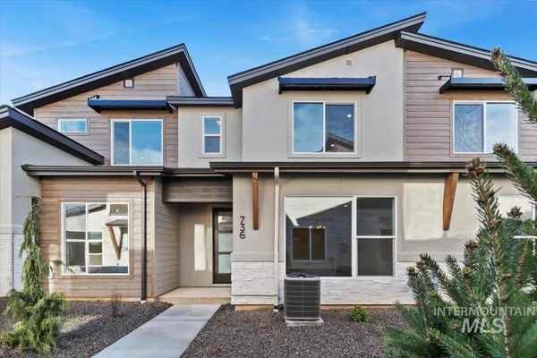 $399,880 | 736 South Calhoun Lane, Star, ID 83669