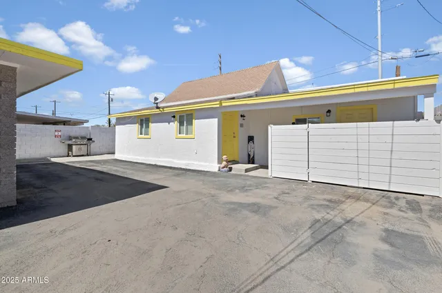 a view of a house with a garage