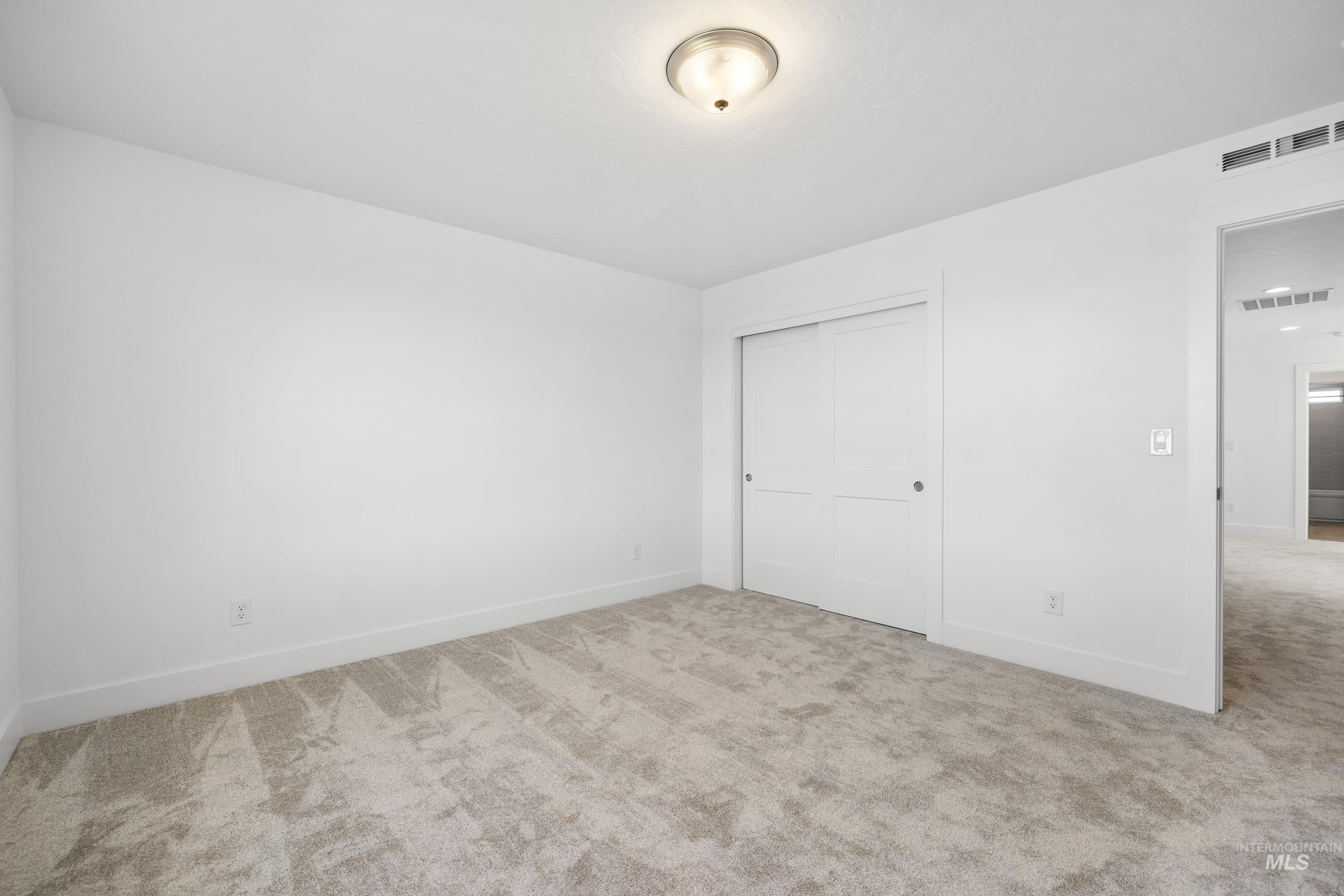 7649 West Whisper Ridge Drive, Unit ROUGE Meridian, ID 83646 - Photo 40 of 48