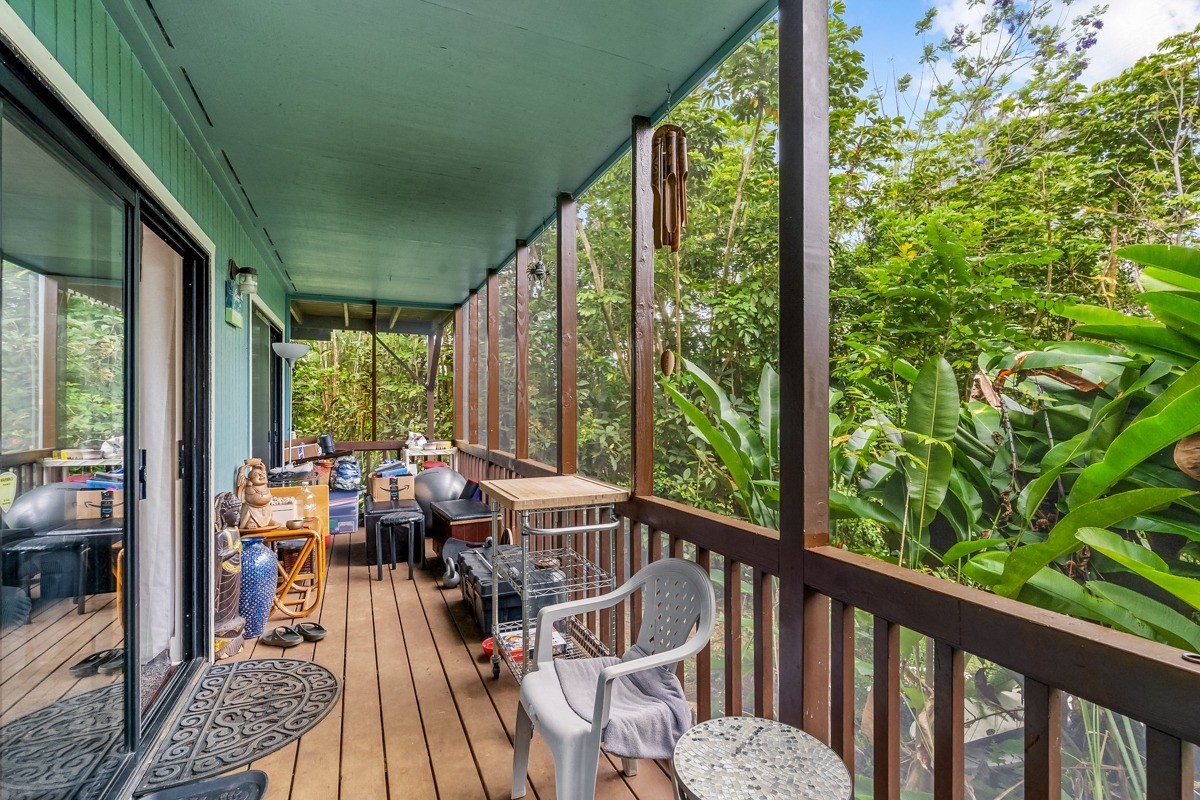 6384 Makana Road, Unit 2 Kapaa, HI 96746 - Photo 17 of 25 a view of balcony with couch and chairs