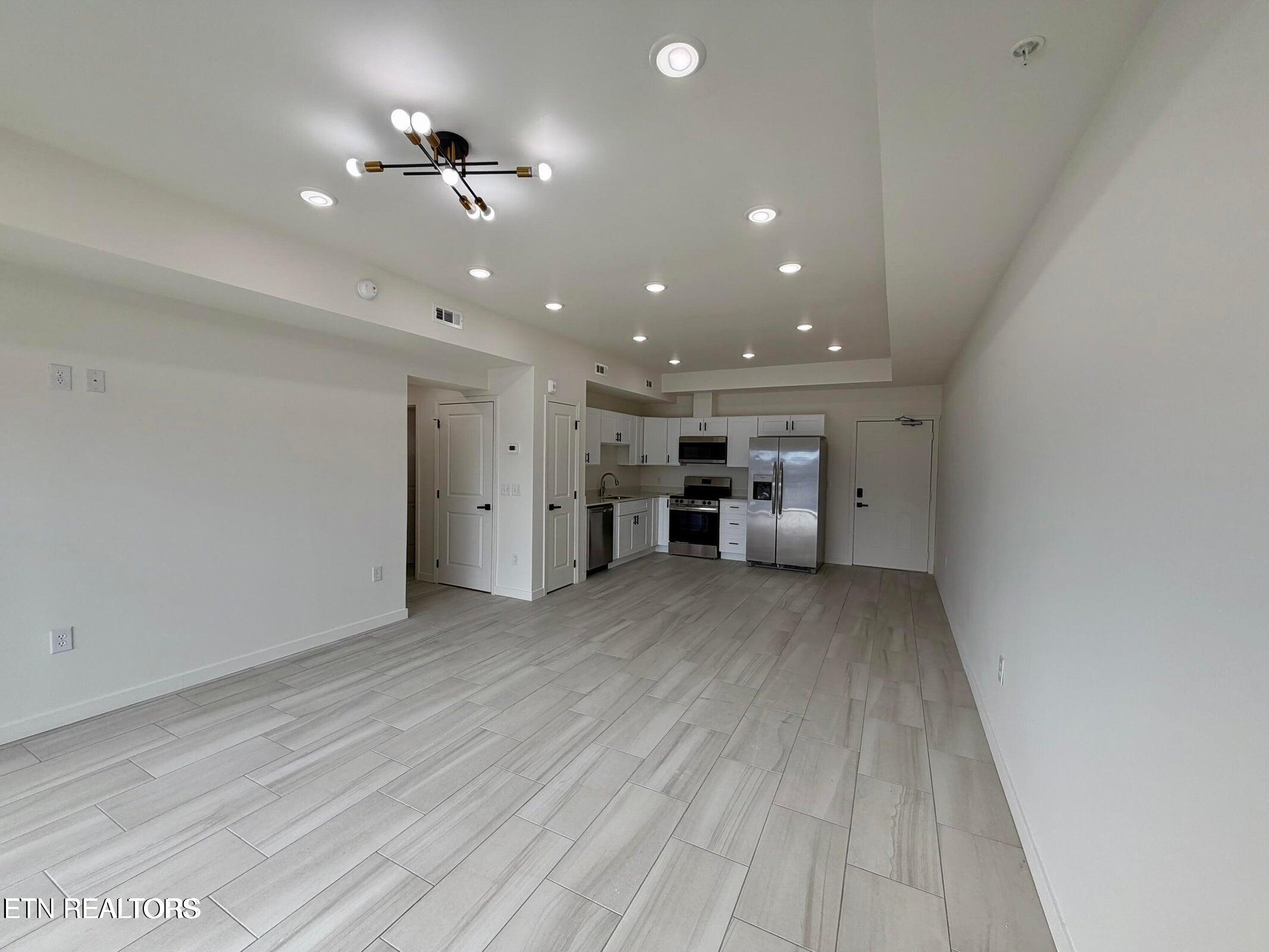 129 Sugarfoot Way, Unit 302 Pigeon Forge, TN 37863 - Photo 5 of 10 5