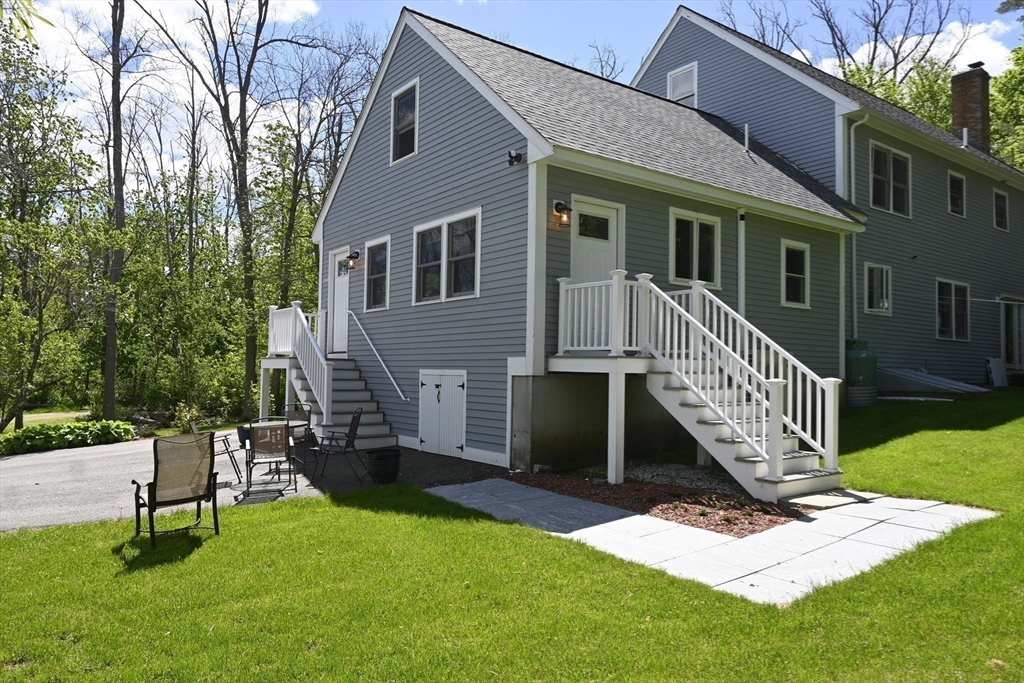 241 Argilla Road, Unit B Ipswich, MA 01938 - Photo 4 of 18 Gallery Image 4