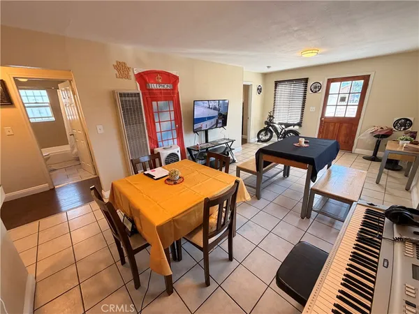 a view of a livingroom with furniture and window