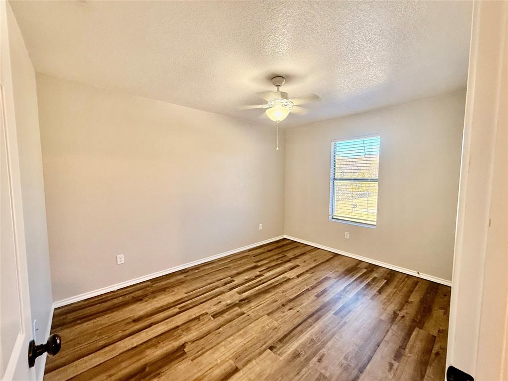 1817 Hidden Valley Road Granbury, TX 76049 - Photo 14 of 19