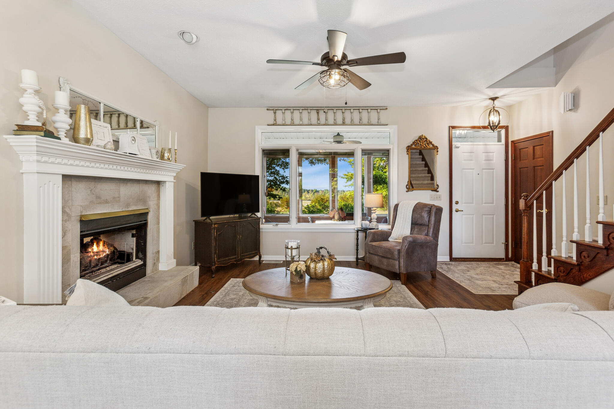 1360 Friday Road Coloma, MI 49038 - Photo 8 of 50 56