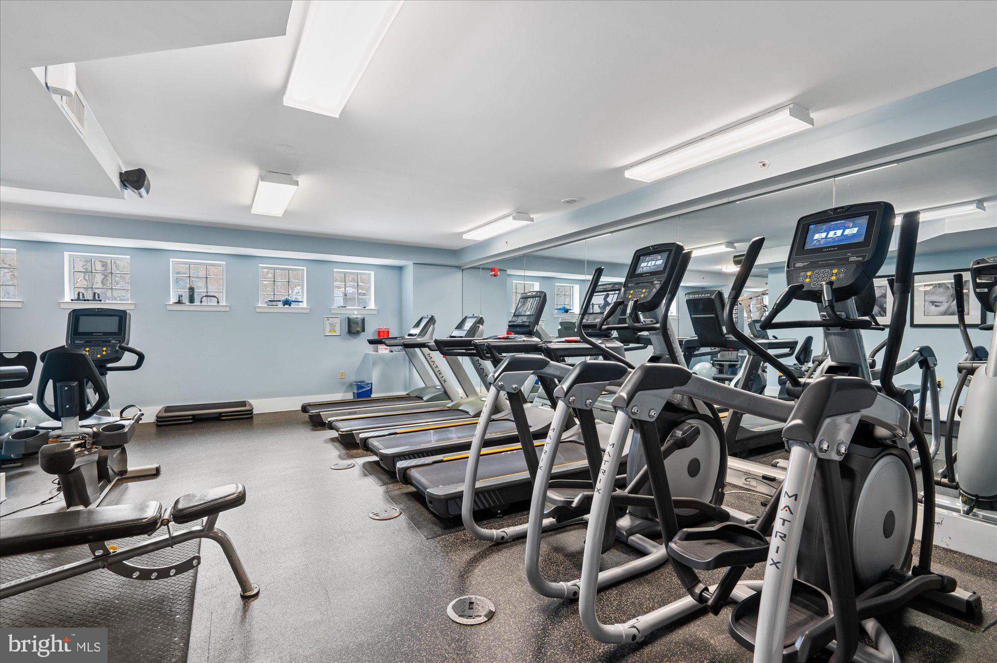 555 Massachusetts Avenue Northwest, Unit 217 Washington, DC 20001 - Photo 8 of 14 Fitness Center