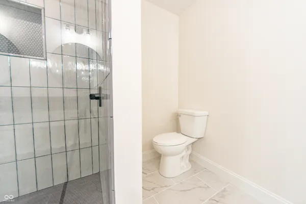 $1,075,000 | 3532 Shoshonee Drive, Columbus, IN 47203